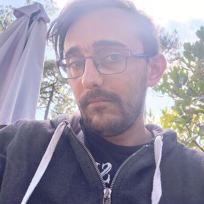 Profil von Akil