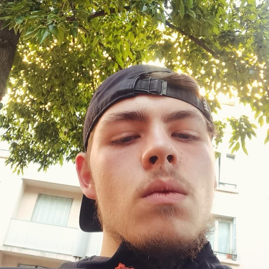 Profil von Amour